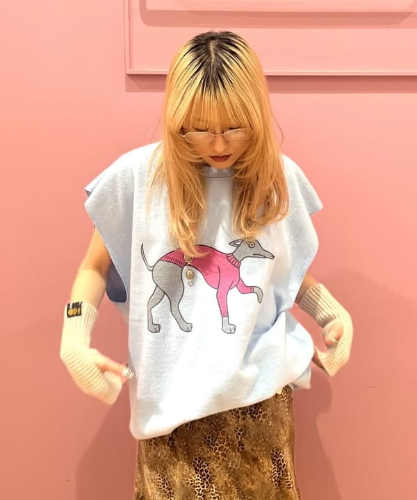 コスゲさんの「BEAMS WOMEN｜Dr.Martens / 1B60 BEX 20 ホール ブーツ」を使ったコーディネート