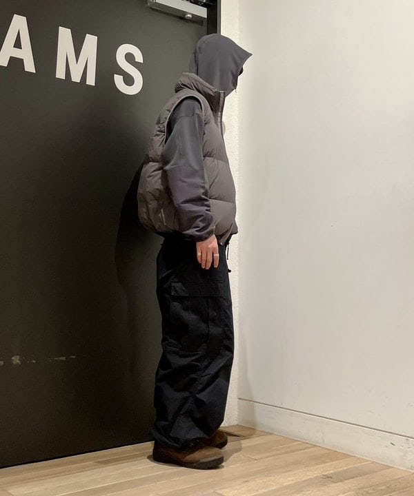 西村 光平さんの「BEAMS WOMEN｜BEAMS / レイズド ハーフジップ フーディ」を使ったコーディネート