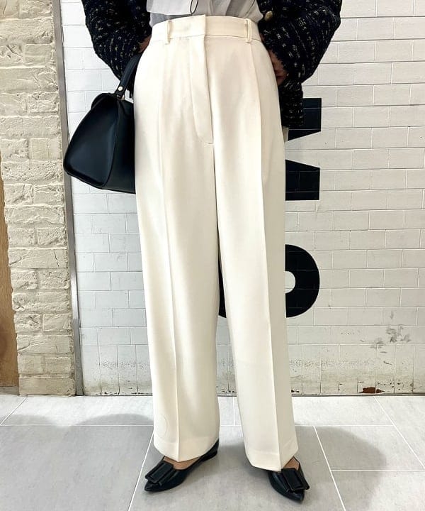 五十峯 さよさんの「BEAMS WOMEN｜オーガンジー リボンブラウス」を使ったコーディネート