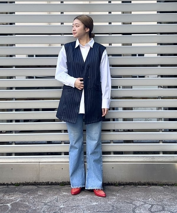 千田 静香さんの「BEAMS WOMEN｜upper hights × Demi-Luxe BEAMS / 別注 THE DYLAN デニムパンツ」を使ったコーディネート