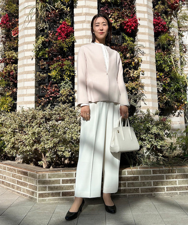 川口 恵さんの「BEAMS WOMEN｜トリアセ ペプラムジャケット＊」を使ったコーディネート