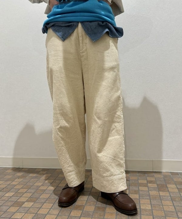 サワイさんの「BEAMS WOMEN｜【別注】BUZZ RICKSON'S / シャンブレー ロングスリーブ シャツ」を使ったコーディネート