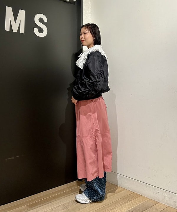 早川 萌子さんの「BEAMS WOMEN｜【WEB限定】ASICS / GEL-KAYANO 14」を使ったコーディネート