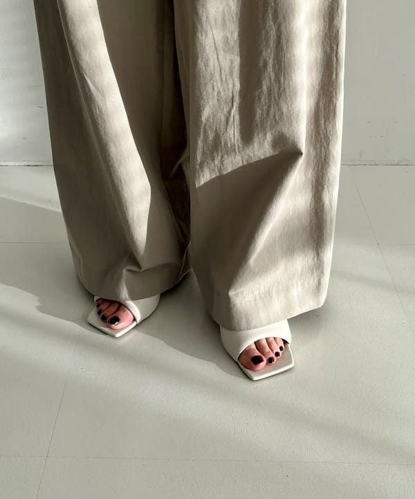 shirakiさんの「BEAMS WOMEN｜【別注】NOMADIS / SAC2 W リバーシブル ロゴトートバッグ」を使ったコーディネート