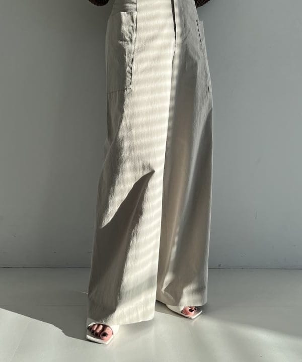 shirakiさんの「BEAMS WOMEN｜【別注】NOMADIS / SAC2 W リバーシブル ロゴトートバッグ」を使ったコーディネート