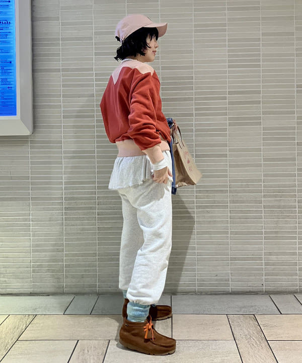 小原 もこさんの「BEAMS WOMEN｜BEAMS BOY / BBロゴ ショップバック」を使ったコーディネート