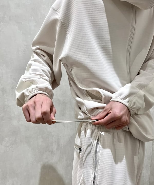 平柳 楓馬さんの「BEAMS WOMEN｜ワイドフィット 4ポケット レザー ブルゾン」を使ったコーディネート