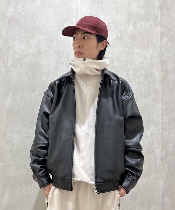 平柳 楓馬さんの「BEAMS WOMEN｜ワイドフィット 4ポケット レザー ブルゾン」を使ったコーディネート