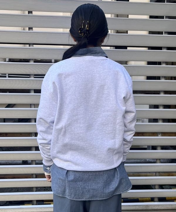 ミナミマリコさんの「BEAMS WOMEN｜【別注】BUZZ RICKSON'S / シャンブレー ロングスリーブ シャツ」を使ったコーディネート