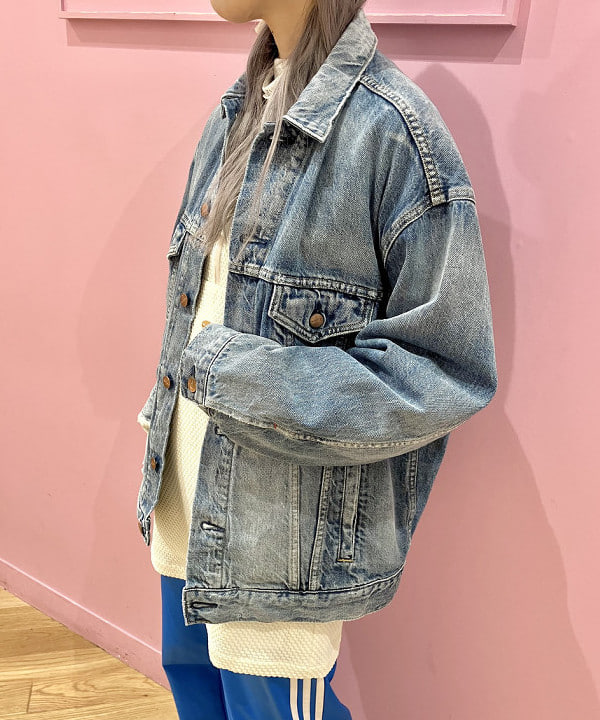 椎葉 未琴さんの「BEAMS WOMEN｜Ray BEAMS / ストレッチ レース ハイネック トップス」を使ったコーディネート