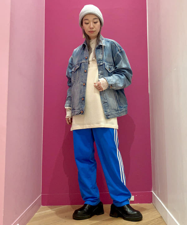 椎葉 未琴さんの「BEAMS WOMEN｜Ray BEAMS / ストレッチ レース ハイネック トップス」を使ったコーディネート
