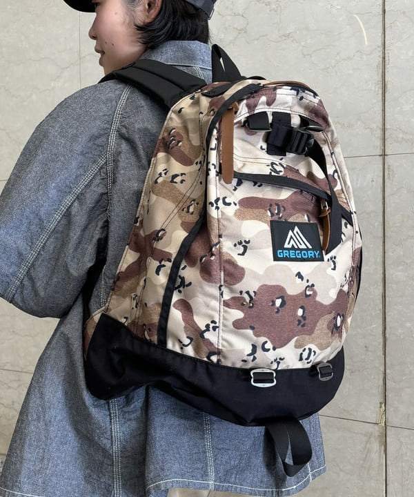 葵さんの「BEAMS WOMEN｜【別注】BUZZ RICKSON'S / シャンブレー ロングスリーブ シャツ」を使ったコーディネート