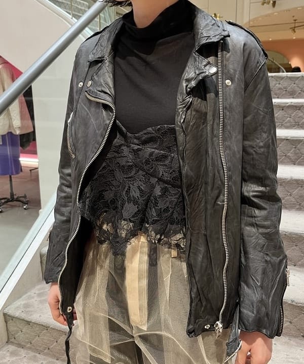 神坂 莉子さんの「BEAMS WOMEN｜sisii / new ダブル ライダース 」を使ったコーディネート