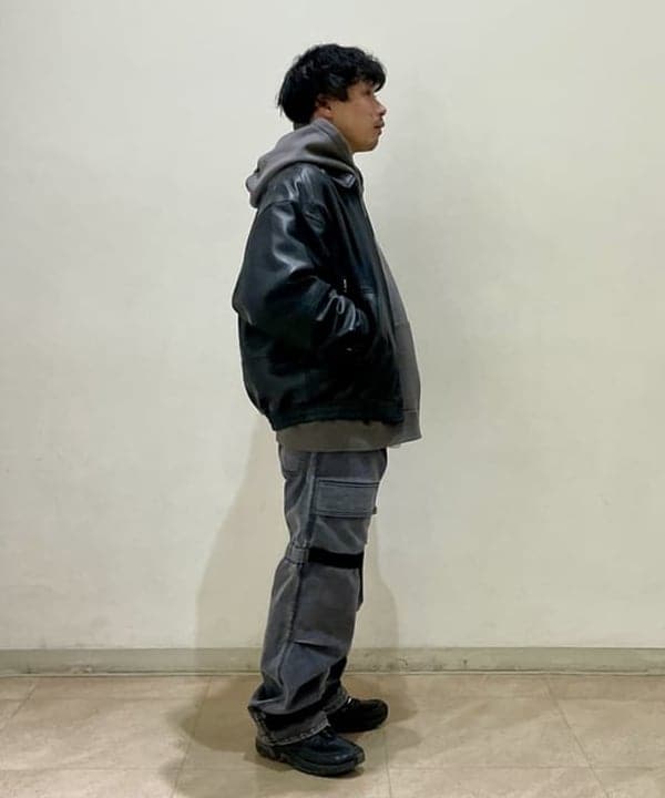 田中 翔太さんの「BEAMS WOMEN｜ワイドフィット 4ポケット レザー ブルゾン」を使ったコーディネート