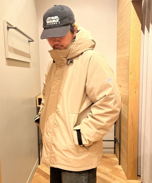 新里 京介さんの「BEAMS WOMEN｜BEAMS / ワイドフィット デニムパンツ」を使ったコーディネート