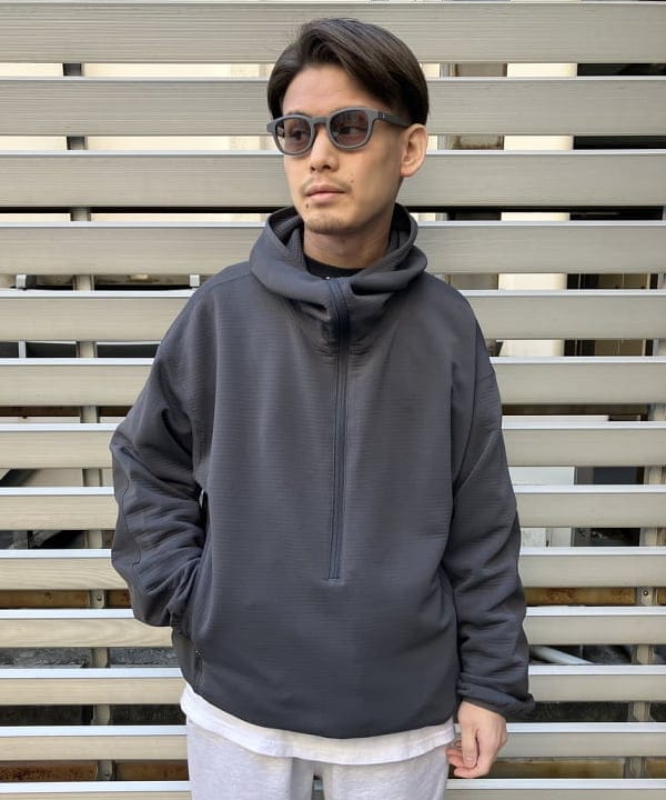 ホサカさんの「BEAMS WOMEN｜BEAMS / レイズド ハーフジップ フーディ」を使ったコーディネート