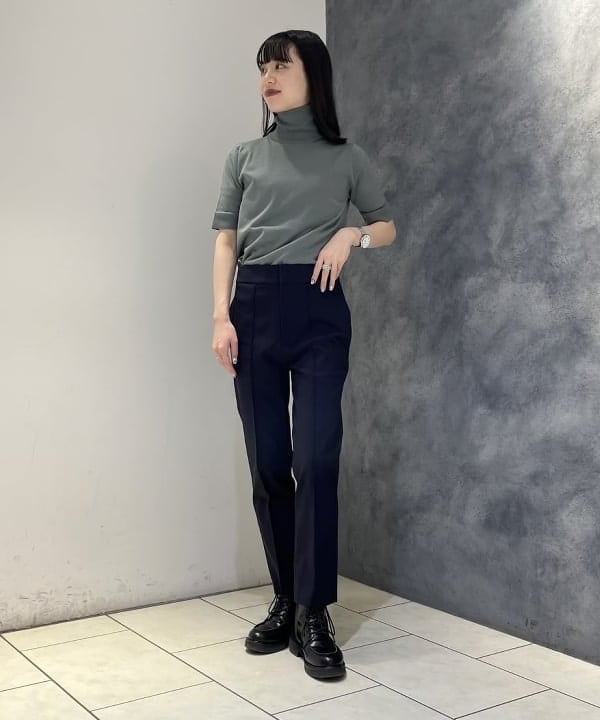 高木 菜央さんの「BEAMS WOMEN｜AK+1 / コットン 五分袖 ハイネックニット」を使ったコーディネート