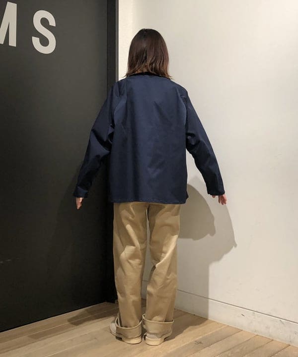 おはぎ(萩原)さんの「BEAMS WOMEN｜BUZZ RICKSON'S × BEAMS BOY / チノパンツ」を使ったコーディネート