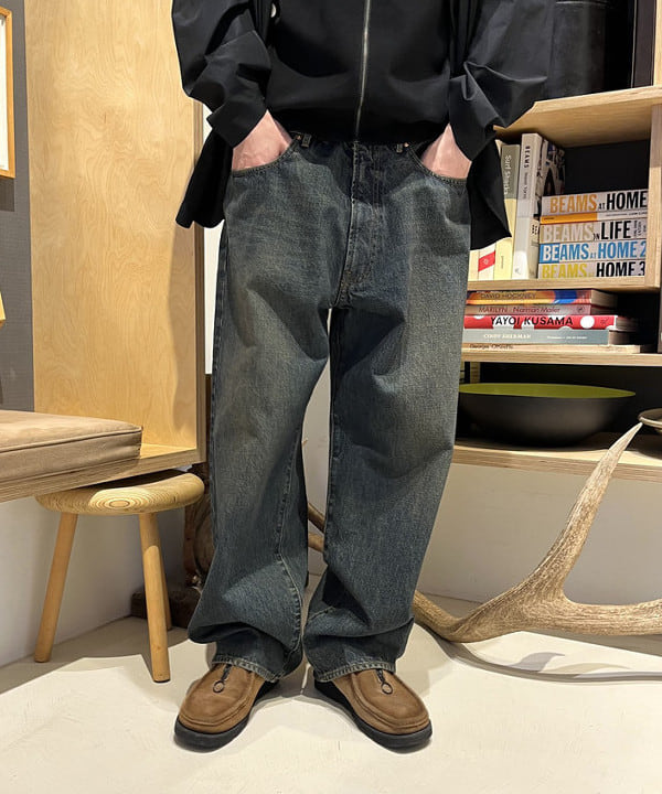 平柳 楓馬さんの「BEAMS WOMEN｜BEAMS / ワイドフィット デニムパンツ」を使ったコーディネート