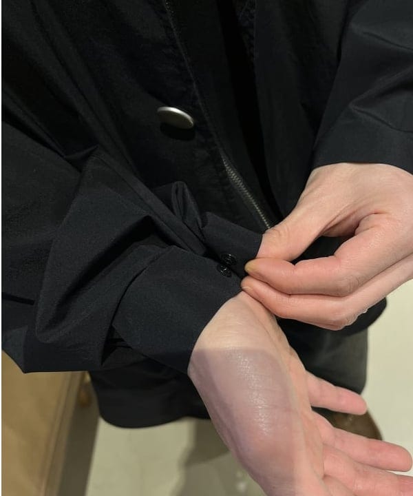 平柳 楓馬さんの「BEAMS WOMEN｜BEAMS / ワイドフィット デニムパンツ」を使ったコーディネート