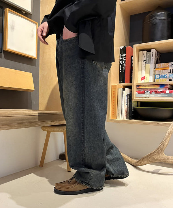 平柳 楓馬さんの「BEAMS WOMEN｜BEAMS / ワイドフィット デニムパンツ」を使ったコーディネート