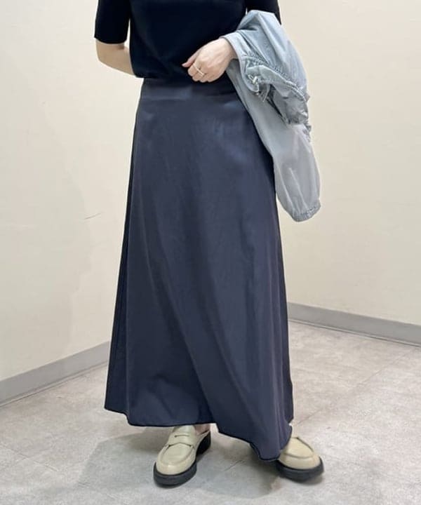 大川 美咲さんの「BEAMS WOMEN｜AK+1 / コットン 五分袖 ハイネックニット」を使ったコーディネート