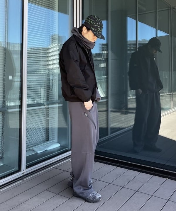 平柳 楓馬さんの「BEAMS WOMEN｜BEAMS / レイズド ハーフジップ フーディ」を使ったコーディネート