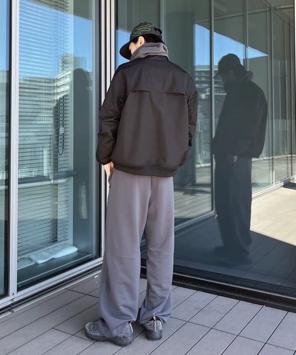 平柳 楓馬さんの「BEAMS WOMEN｜BEAMS / レイズド ハーフジップ フーディ」を使ったコーディネート