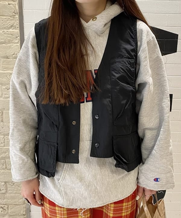 木村 海侑さんの「BEAMS WOMEN｜BEAMS BOY / BBロゴ ショップバック」を使ったコーディネート