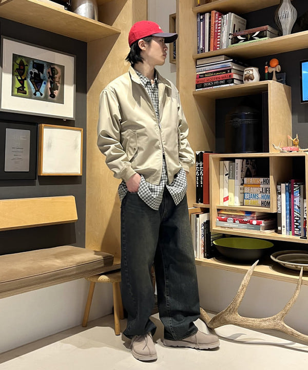 平柳 楓馬さんの「BEAMS WOMEN｜BEAMS / ワイドフィット デニムパンツ」を使ったコーディネート