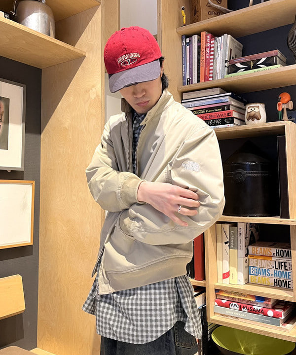 平柳 楓馬さんの「BEAMS WOMEN｜BEAMS / ワイドフィット デニムパンツ」を使ったコーディネート