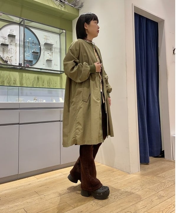 キホさんの「BEAMS WOMEN｜Otro Accesorio / フラワー リング」を使ったコーディネート