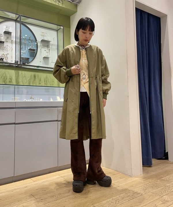 キホさんの「BEAMS WOMEN｜Otro Accesorio / フラワー リング」を使ったコーディネート
