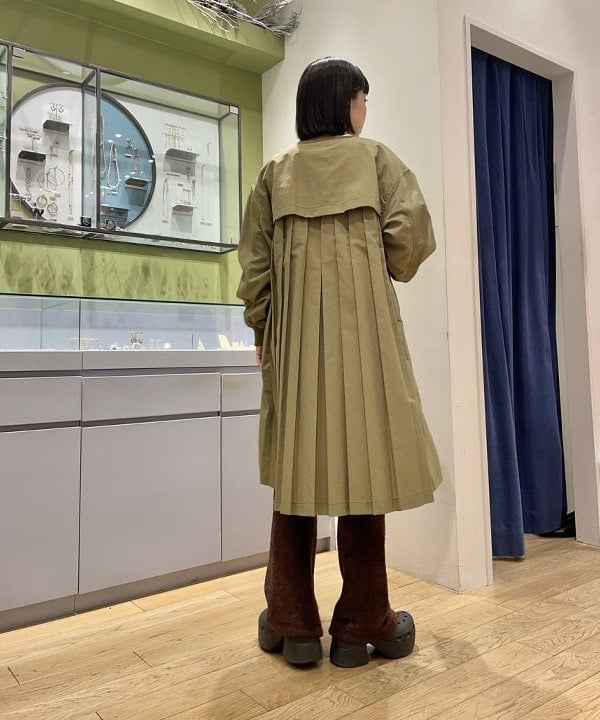 キホさんの「BEAMS WOMEN｜Otro Accesorio / フラワー リング」を使ったコーディネート
