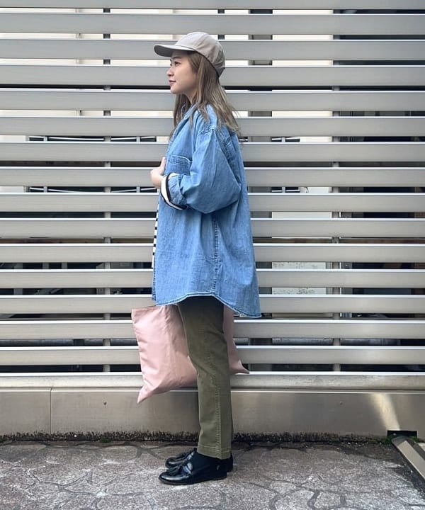 千田 静香さんの「BEAMS WOMEN｜upper hights / 別注  IVY ベースボール キャップ」を使ったコーディネート