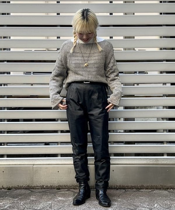 ナツハさんの「BEAMS WOMEN｜ナバルボーダー ビッグ ボートネック カットソー」を使ったコーディネート