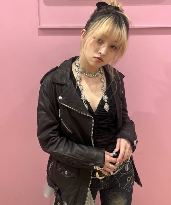 コスゲさんの「BEAMS WOMEN｜sisii / new ダブル ライダース 」を使ったコーディネート