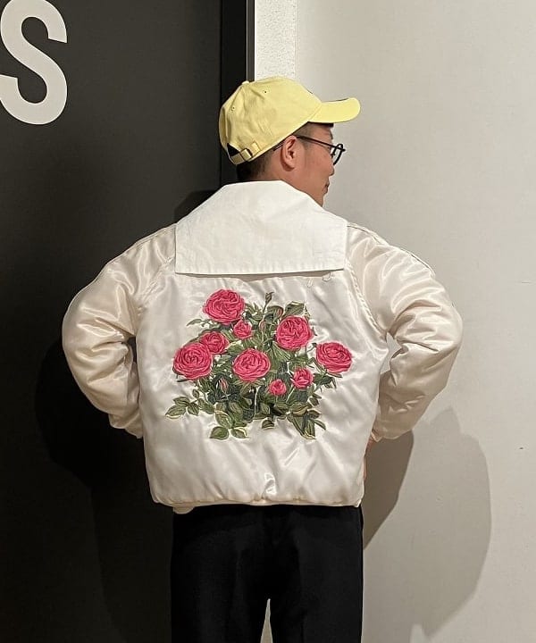 土田 達也さんの「BEAMS WOMEN｜BEAMS BOY / ポリエステル ウール シンチ バック スラックス」を使ったコーディネート