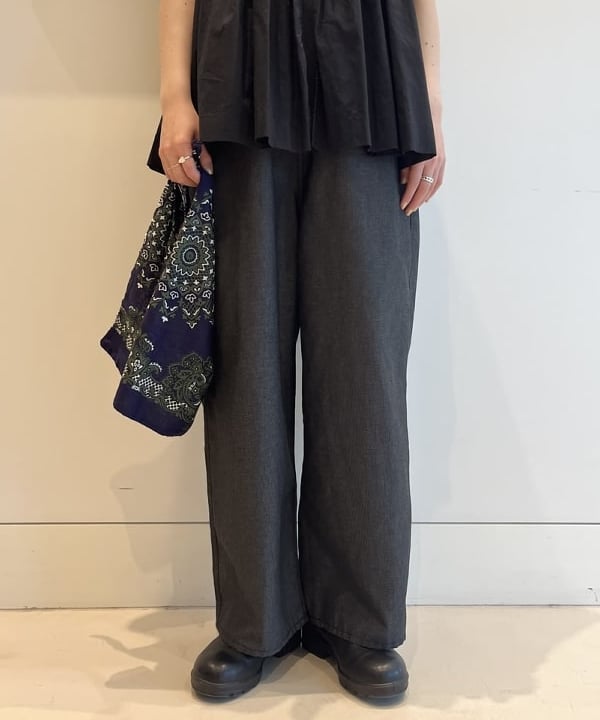 クロサワさんの「BEAMS WOMEN｜Blundstone / LOW CUT」を使ったコーディネート