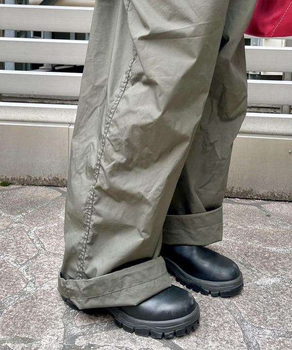 コウリキ　マミさんの「BEAMS WOMEN｜L.L.Bean × BEAMS PLUS ＆ BEAMS BOY / Deep Bottom Deluxe Boat and Tote Mini」を使ったコーディネート