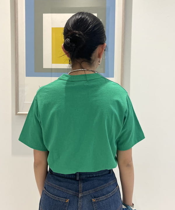 ミナミマリコさんの「BEAMS WOMEN｜ボーイ ベーシック Tシャツ」を使ったコーディネート