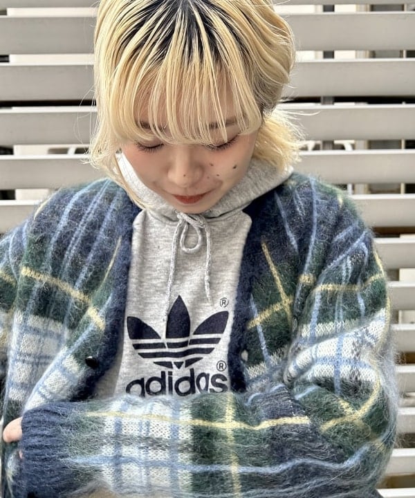 ナツハさんの「BEAMS WOMEN｜L.L.Bean × BEAMS PLUS ＆ BEAMS BOY / Deep Bottom Deluxe Boat and Tote Mini」を使ったコーディネート