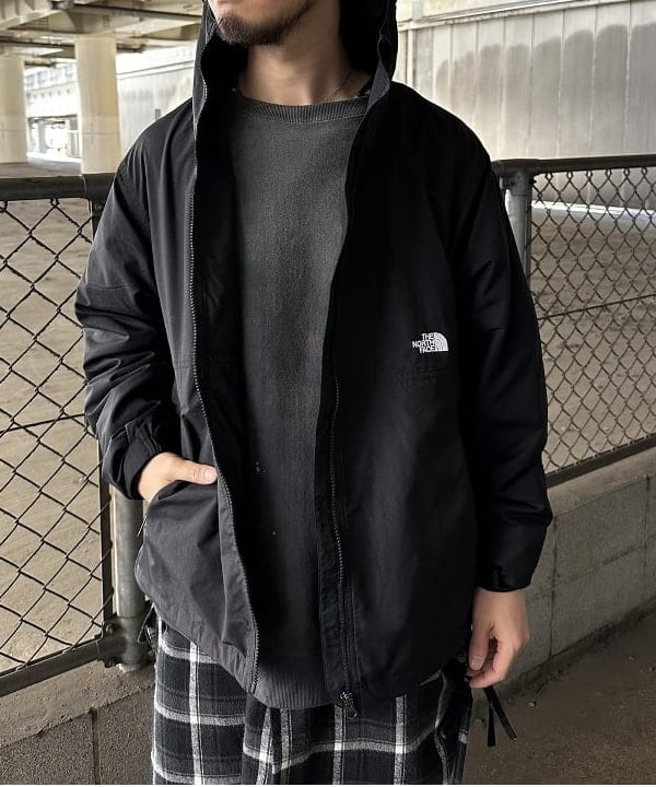 佐々木 祐太さんの「BEAMS WOMEN｜THE NORTH FACE / Compact Jacket」を使ったコーディネート