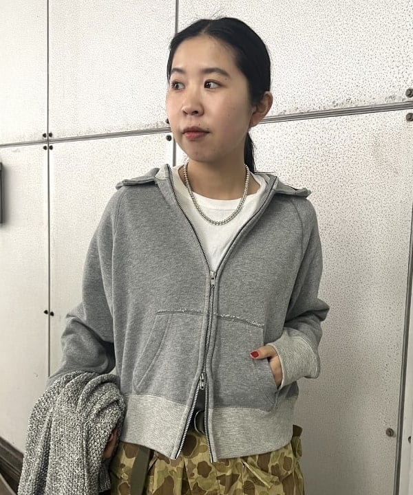 ミナミマリコさんの「BEAMS WOMEN｜FRUIT OF THE LOOM × BEAMS BOY / 2PACK TEE」を使ったコーディネート