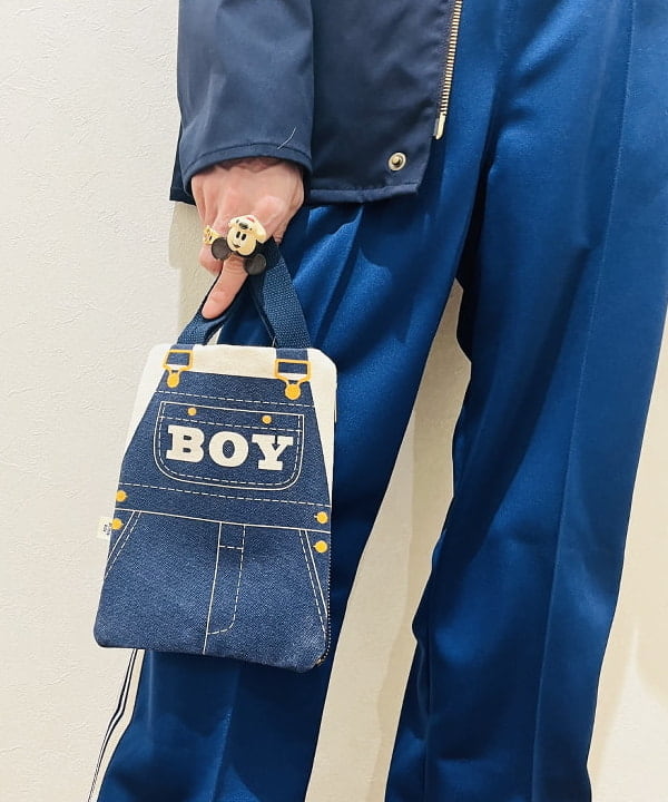 ひるてぃさんの「BEAMS WOMEN｜BEAMS BOY / オーバーオール プリントポーチ」を使ったコーディネート