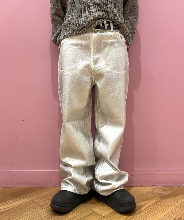 コスゲさんの「BEAMS WOMEN｜Ray BEAMS / 箔プリント デニムパンツ」を使ったコーディネート