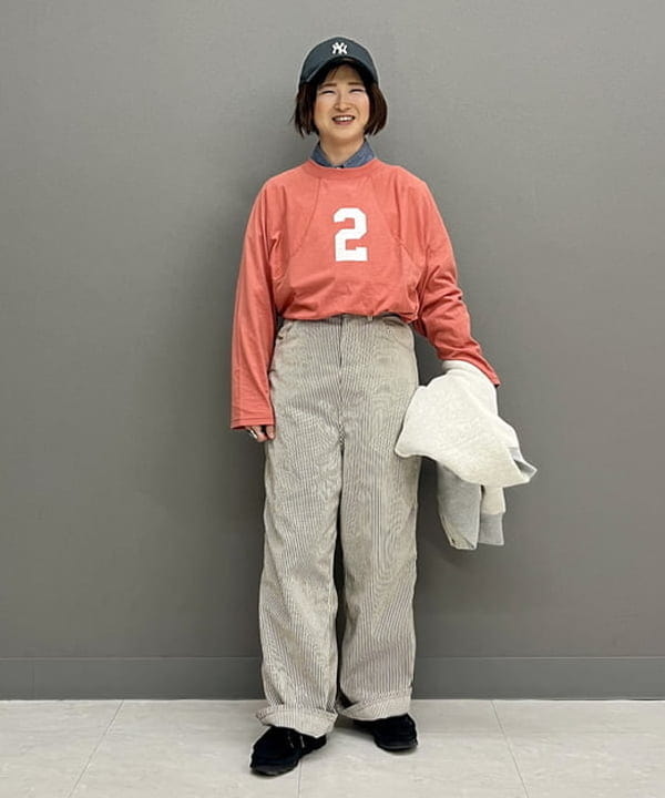 木村 梨香さんの「BEAMS WOMEN｜【別注】BUZZ RICKSON'S / シャンブレー ロングスリーブ シャツ」を使ったコーディネート