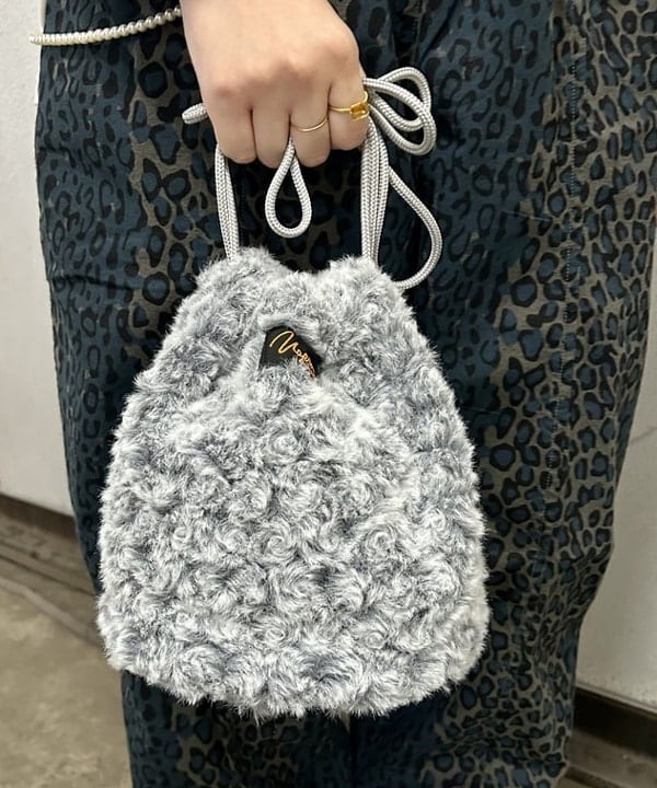 ナツハさんの「BEAMS WOMEN｜【別注】BUZZ RICKSON'S / シャンブレー ロングスリーブ シャツ」を使ったコーディネート