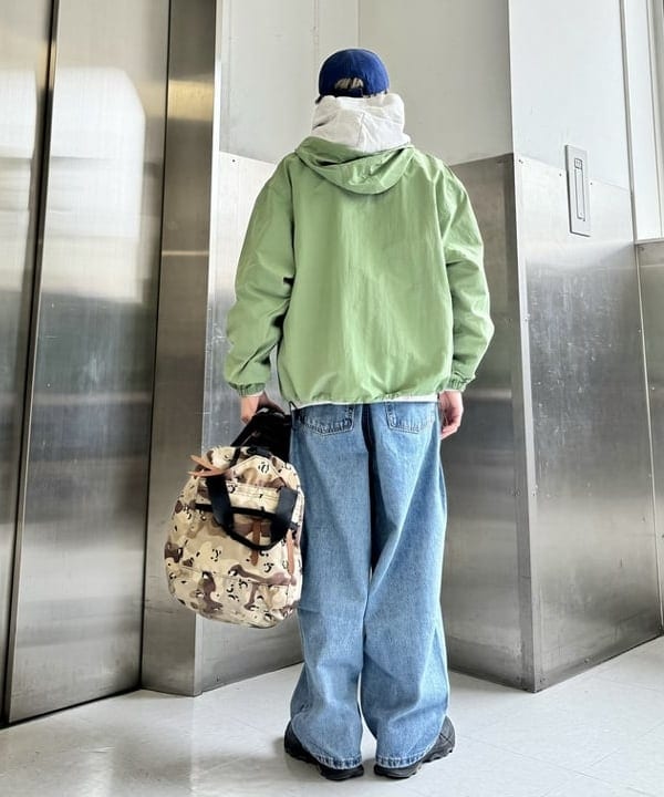 Ryohei Takataさんの「BEAMS WOMEN｜BEAMS / ナイロン アノラックパーカー」を使ったコーディネート