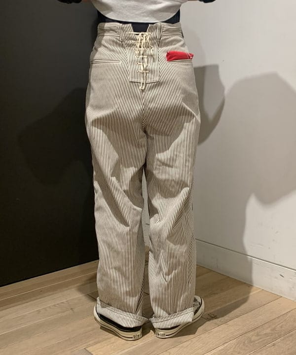 矢野(青木)優香さんの「BEAMS WOMEN｜BEAMS BOY / リブ タートル ロングスリーブ」を使ったコーディネート